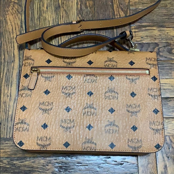 MCM PatriciaSatchel - Picture 2 of 4